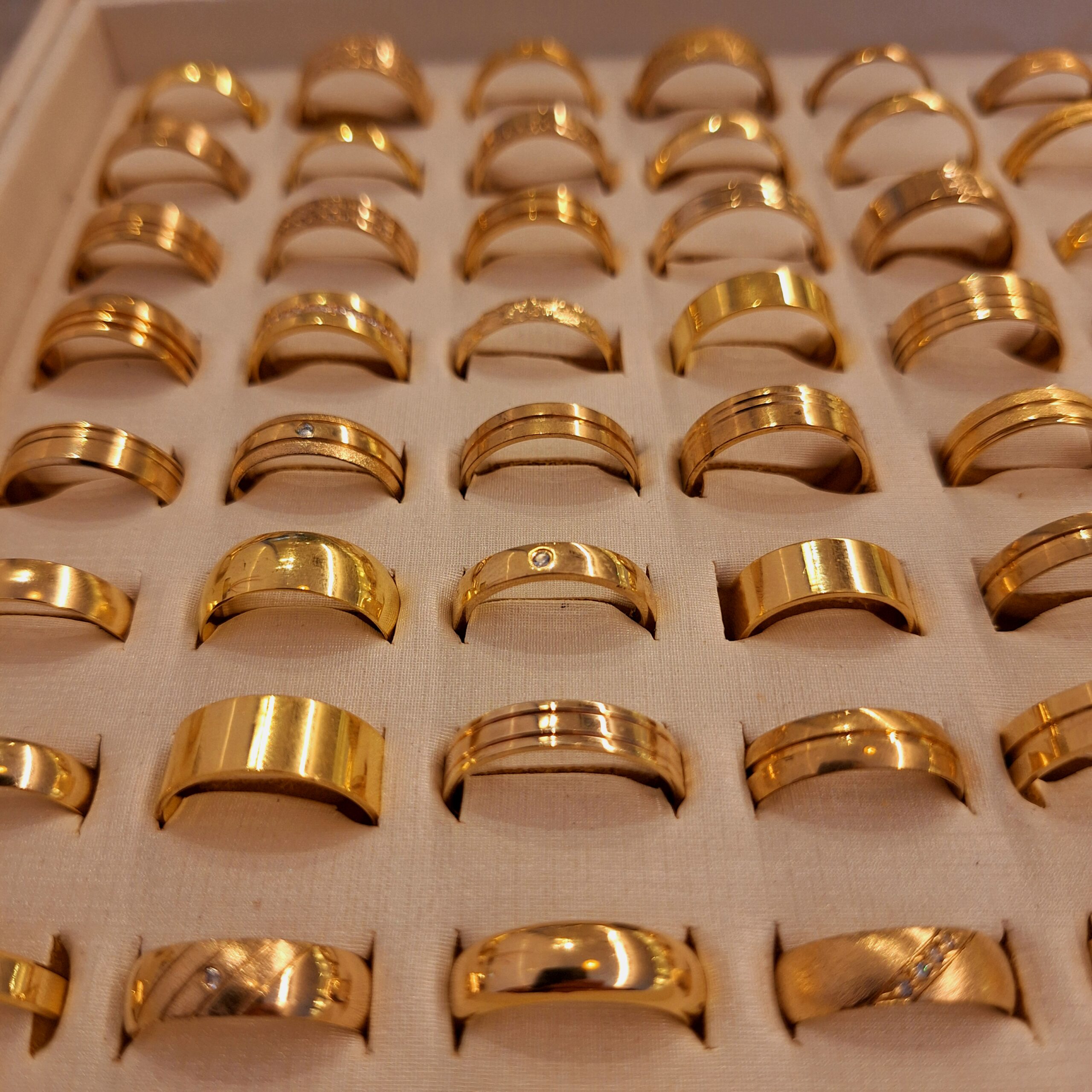 Le_Blanc_Joalheria_em_Rio_Preto_Alianca-de-Casamento_Anel_de_Formatura_Joias-em-Ouro-52-scaled.jpg